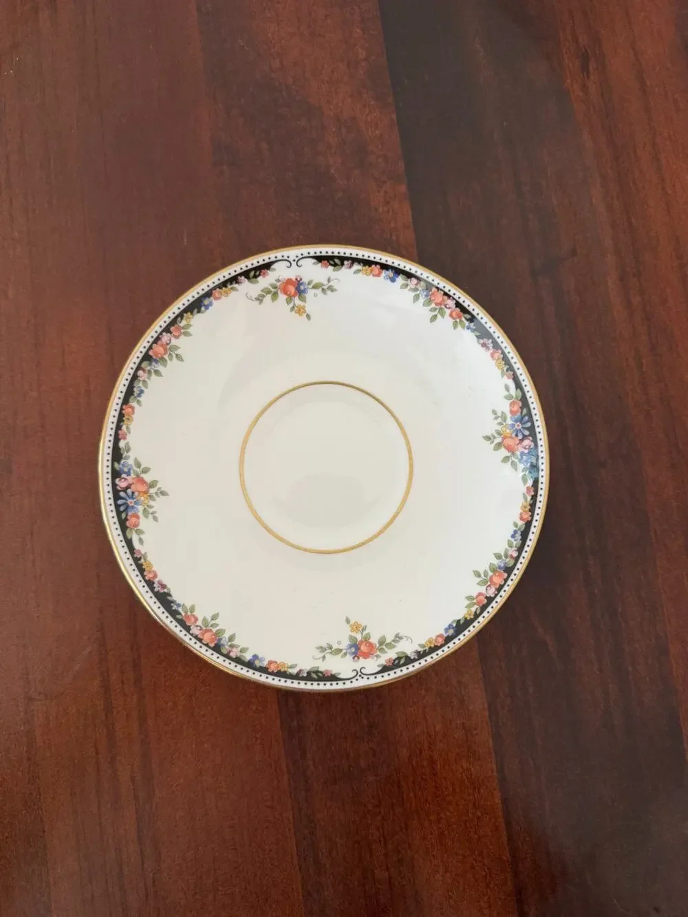 Wedgwood Osborne R4699 Bone China Saucer England Black Floral Gold Trim Vintage
